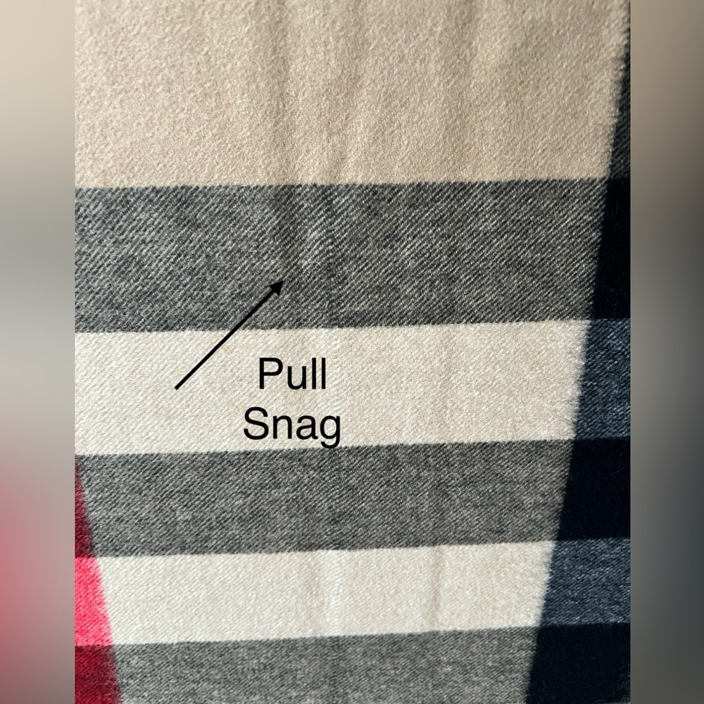 Burberry Cashmere Chack Scarf - Picture 11 of 16
